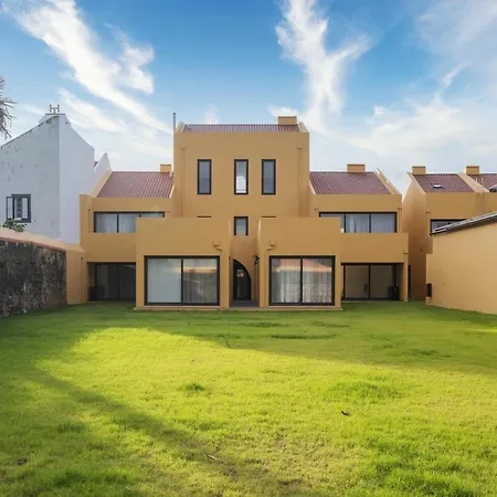 بيت للعطل Casas Amarelas Azores