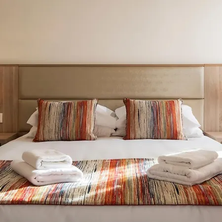 Casas Amarelas Azores * Ponta Delgada