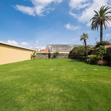 بيت للعطل Casas Amarelas Azores Ponta Delgada