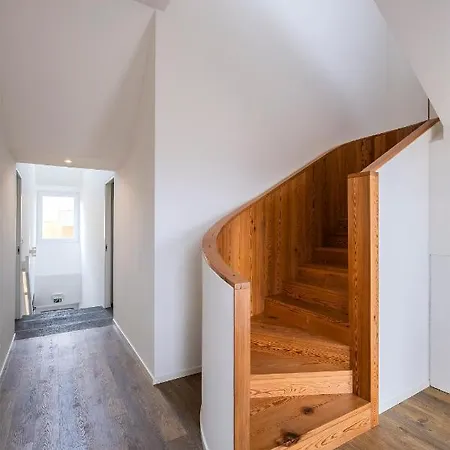 Casas Amarelas Azores * ポンタ・デルガダ