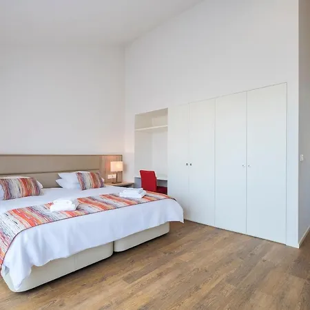 Casas Amarelas Azores Ponta Delgada (Sao Miguel)