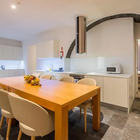 Casas Amarelas Azores Ponta Delgada (Sao Miguel)
