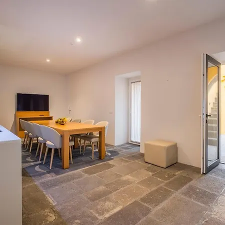 Semesterbostad Casas Amarelas Azores