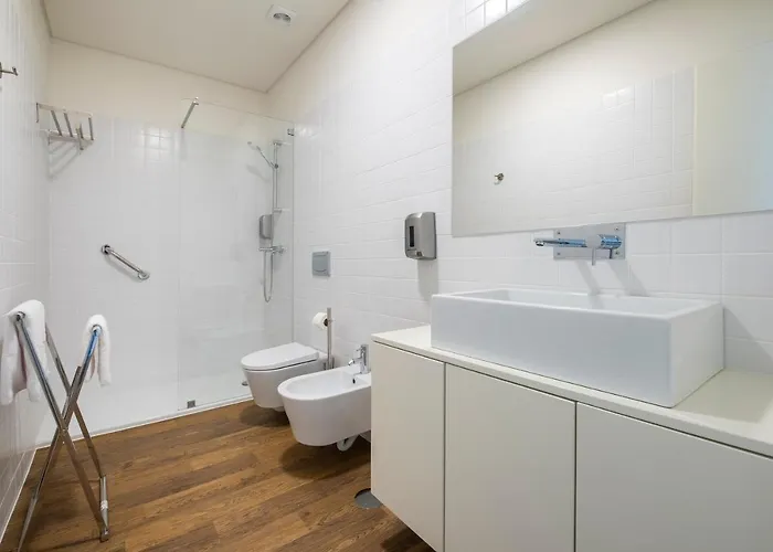 Casas Amarelas Azores * Ponta Delgada (Sao Miguel)